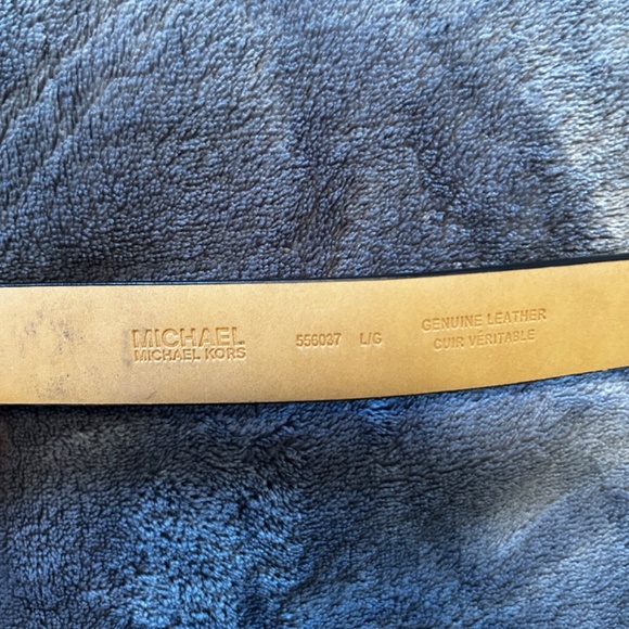 Michael Kors women’s belt - large - Picture 3 of 3